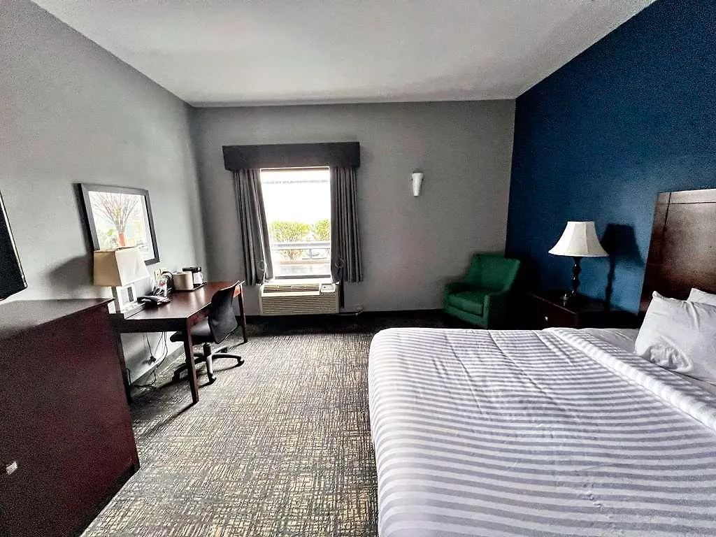 Best Western Plus Glen Allen Inn Szálloda